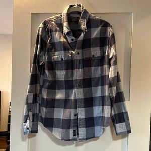 Abercrombie Men’s XS Blue flannel shirt
